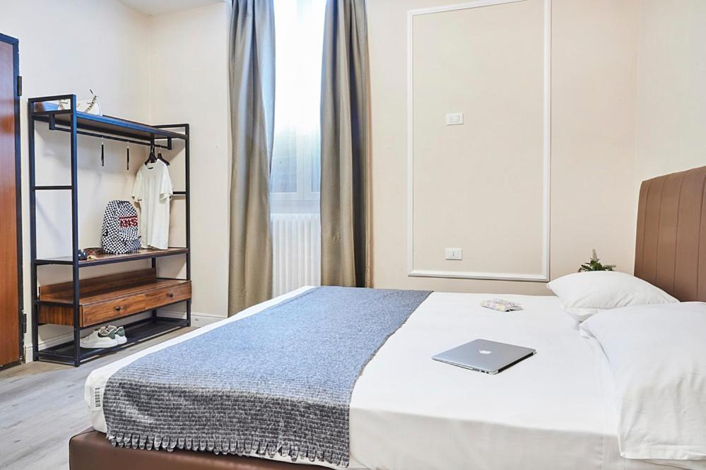 Cattaleya Rooms ฟลอเรนซ์ ภายนอก รูปภาพ