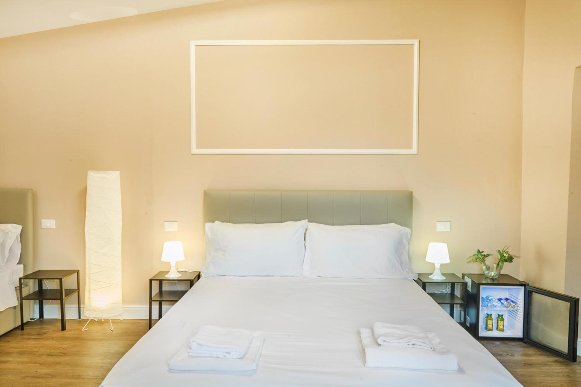Cattaleya Rooms ฟลอเรนซ์ ภายนอก รูปภาพ