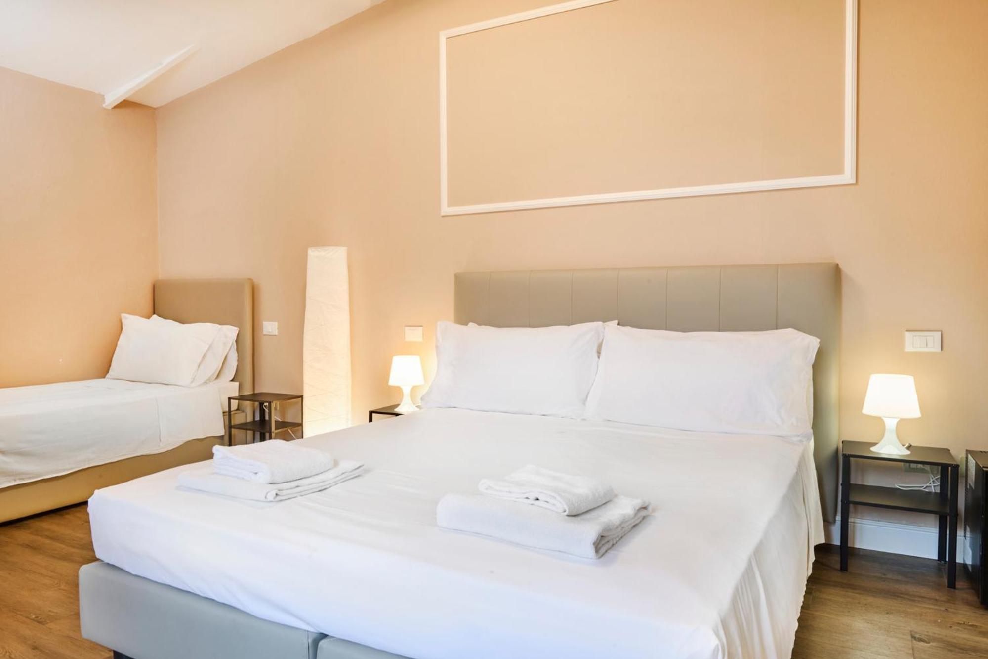 Cattaleya Rooms ฟลอเรนซ์ ภายนอก รูปภาพ