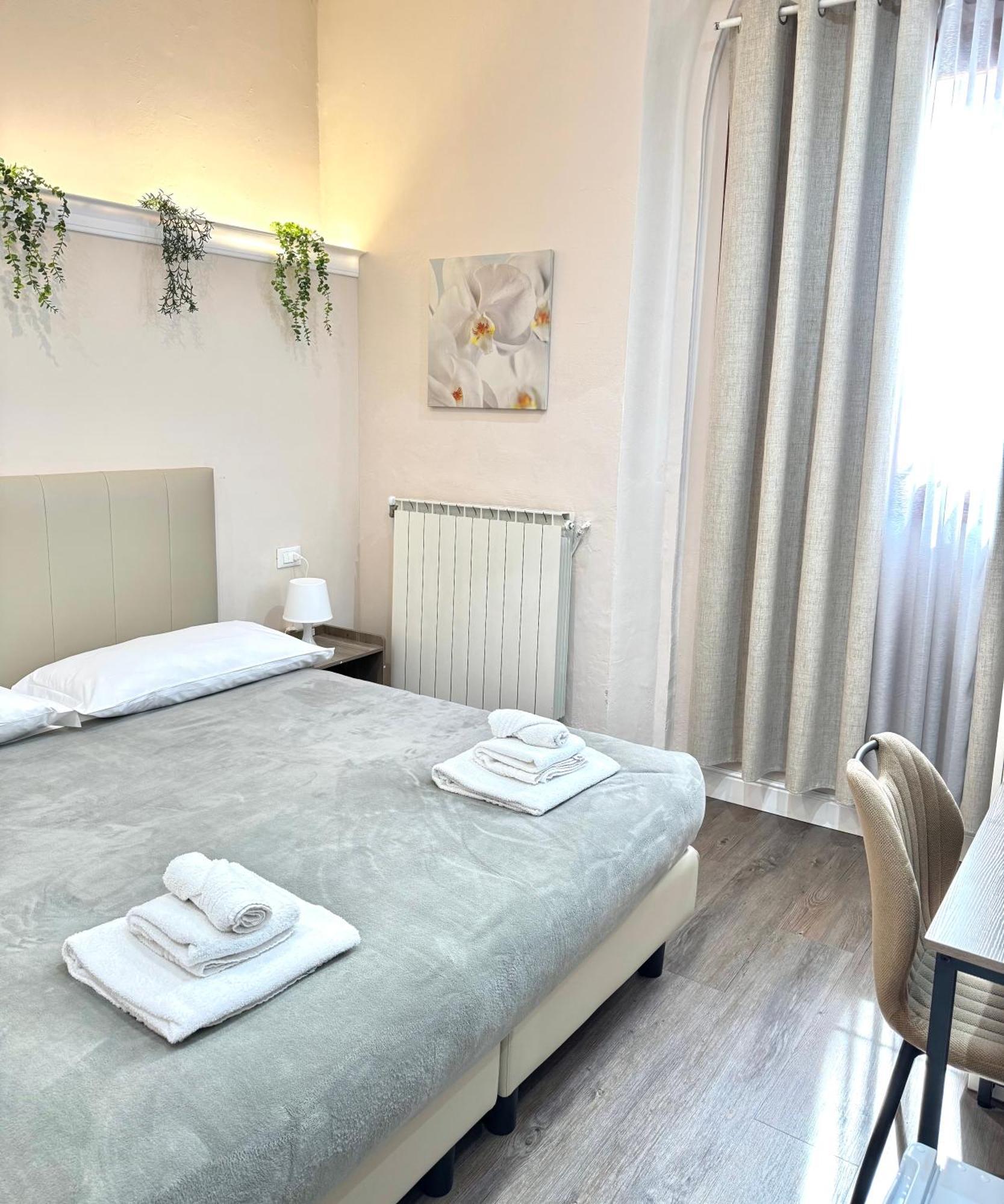 Cattaleya Rooms ฟลอเรนซ์ ภายนอก รูปภาพ